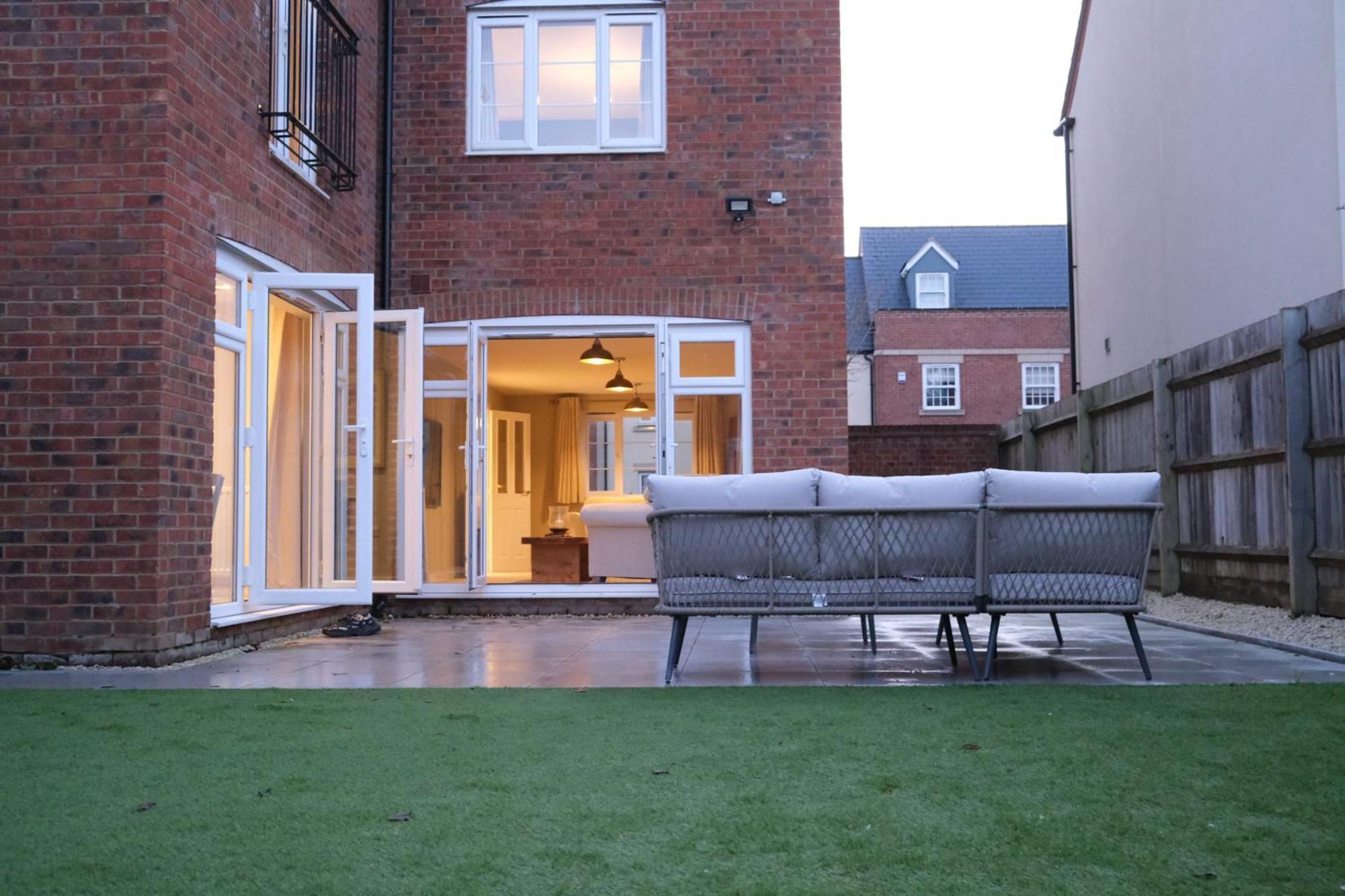 Luxury 6-Bedroom House 5 Minutes From Bicester Village Shopping Outlet Chesterton  Exterior foto