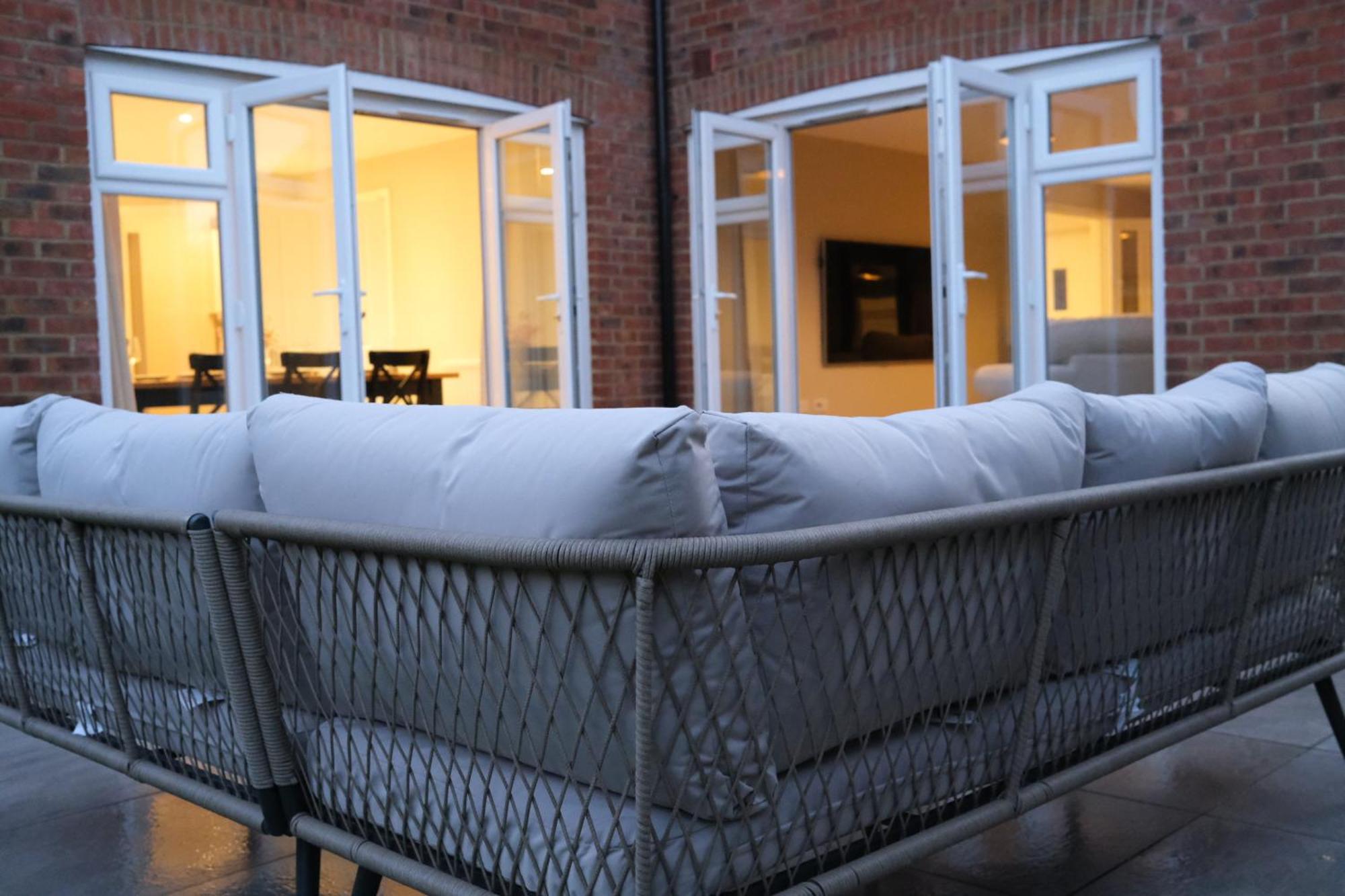 Luxury 6-Bedroom House 5 Minutes From Bicester Village Shopping Outlet Chesterton  Exterior foto